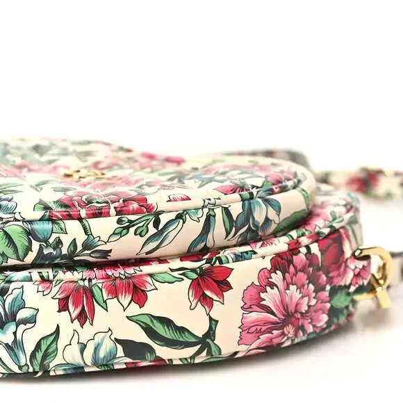 Gucci Calfskin Matelasse Diagonal Brit #247627G11B - Picture 9 of 9